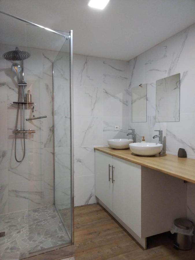 Le Logis Du Bourgneuf Charmante Petite Maison Villa Le Bourgneuf-la-Foret Екстериор снимка